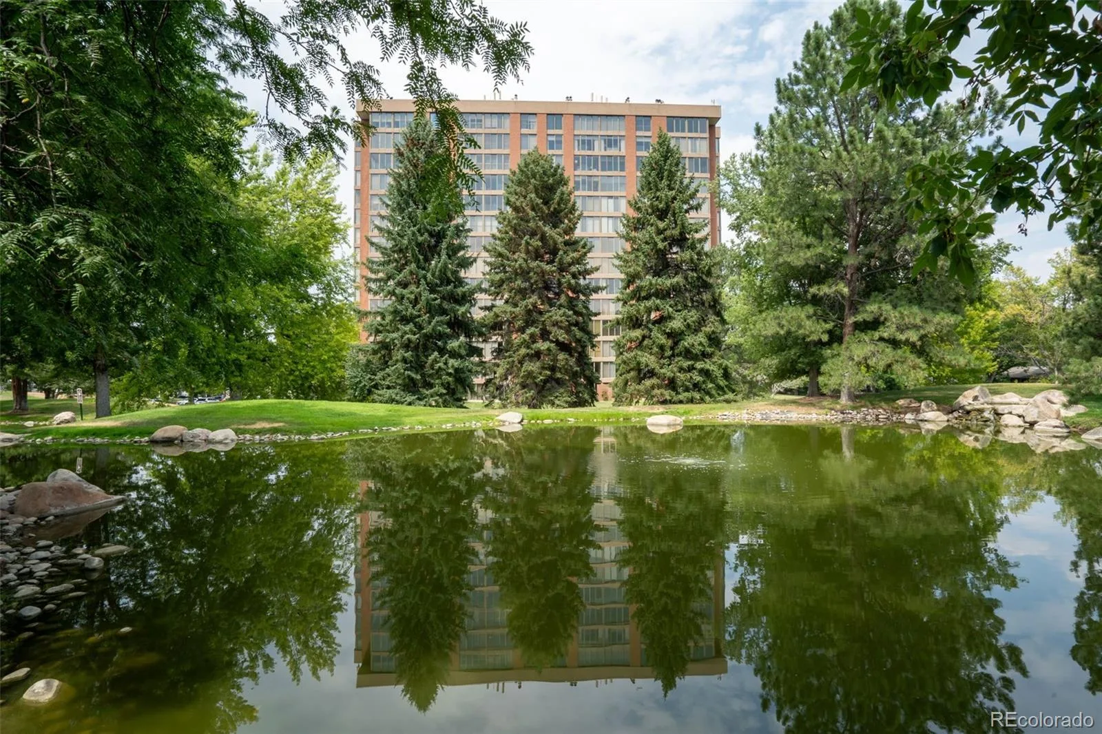 1900 E Girard Place #806 Englewood CO 80113 | MLS #REC3166731 08122026181913 1600 18