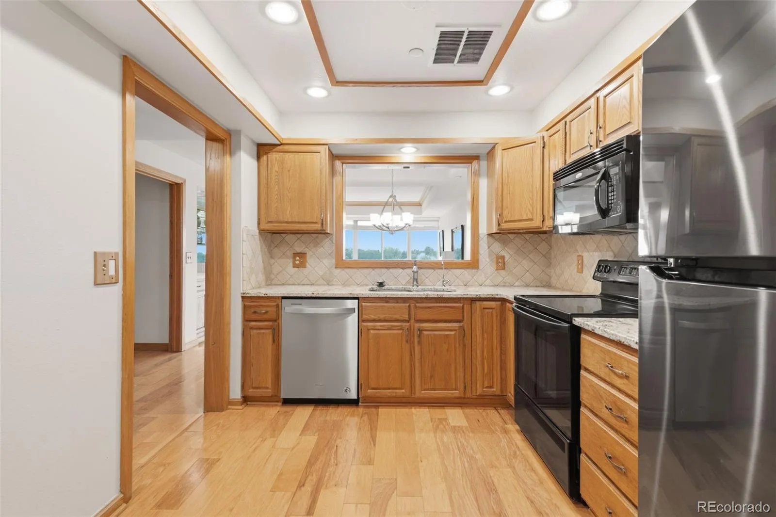 1900 E Girard Place #806 Englewood CO 80113 | MLS #REC3166731 08122026181913 1600 9