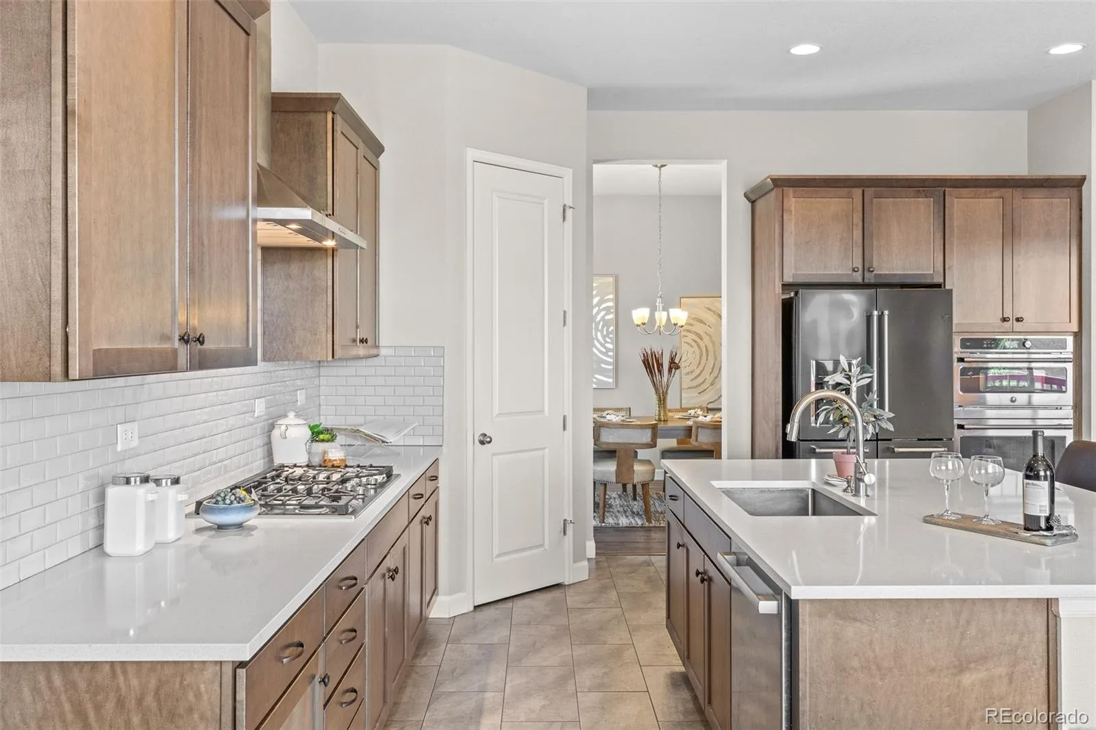 6647 S Catawba Way Aurora CO 80016 | MLS #REC3169298 08232026135119 1600 24