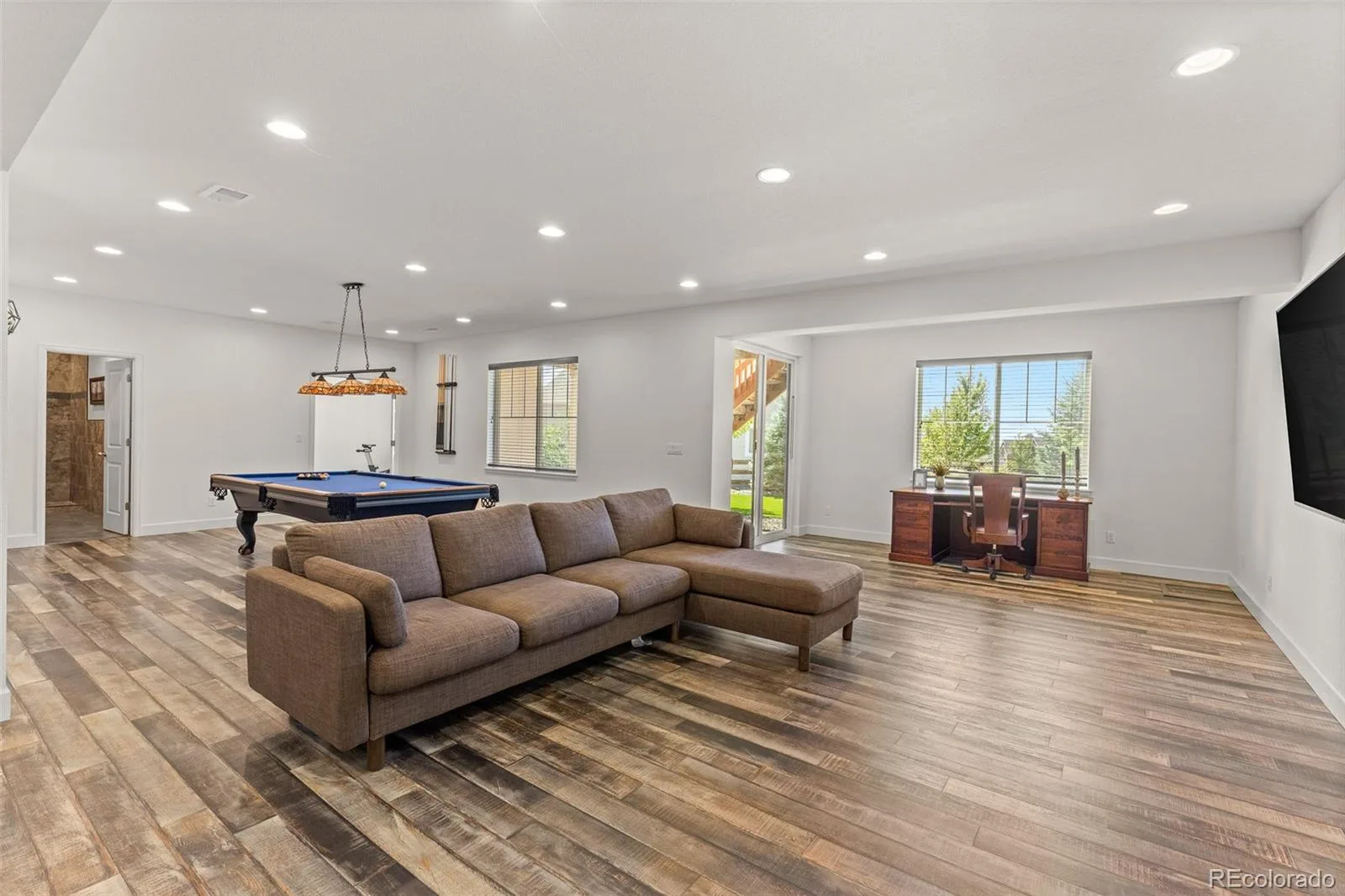 6647 S Catawba Way Aurora CO 80016 | MLS #REC3169298 08232026135119 1600 3