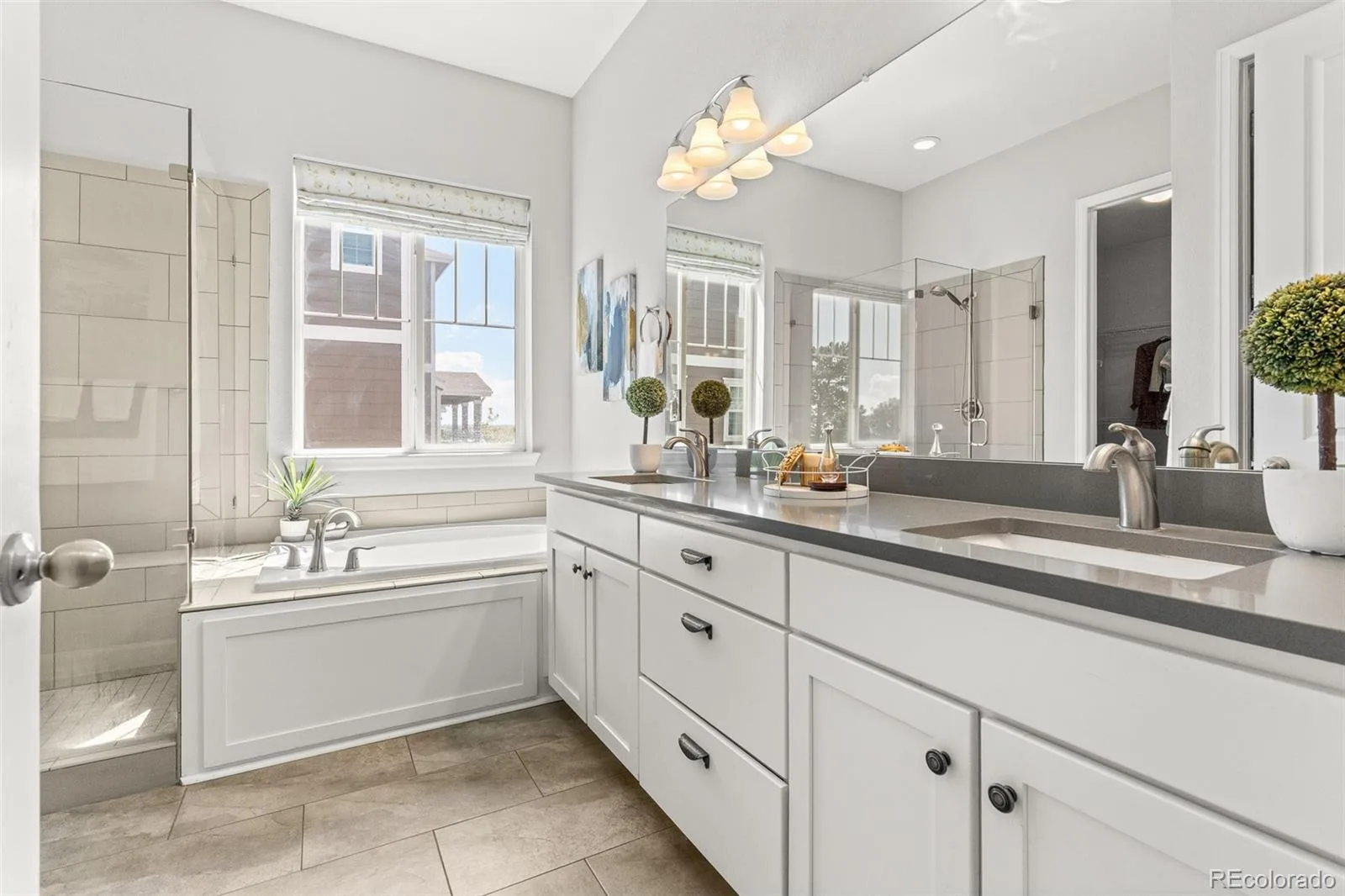 6647 S Catawba Way Aurora CO 80016 | MLS #REC3169298 08232026135119 1600 32