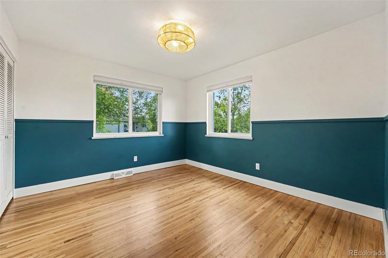 6134 Queen Court Arvada CO 80004 MLS #REC3169371 05102026141926 1600 15