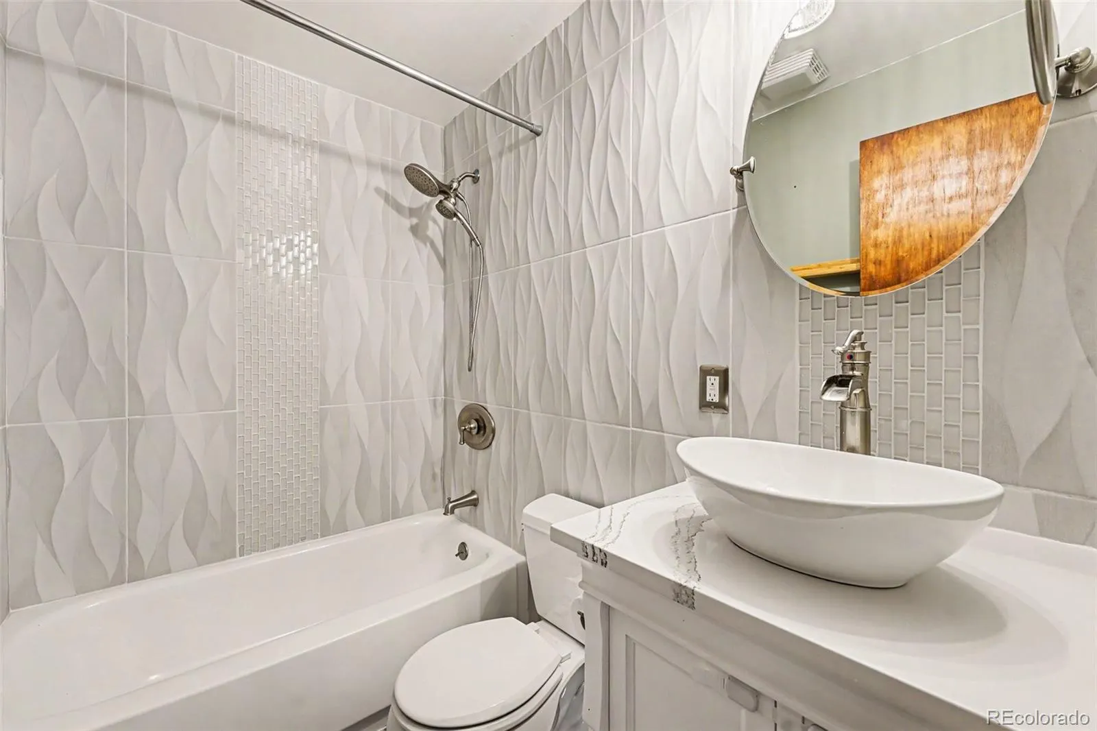 6134 Queen Court Arvada CO 80004 MLS #REC3169371 05102026141926 1600 16