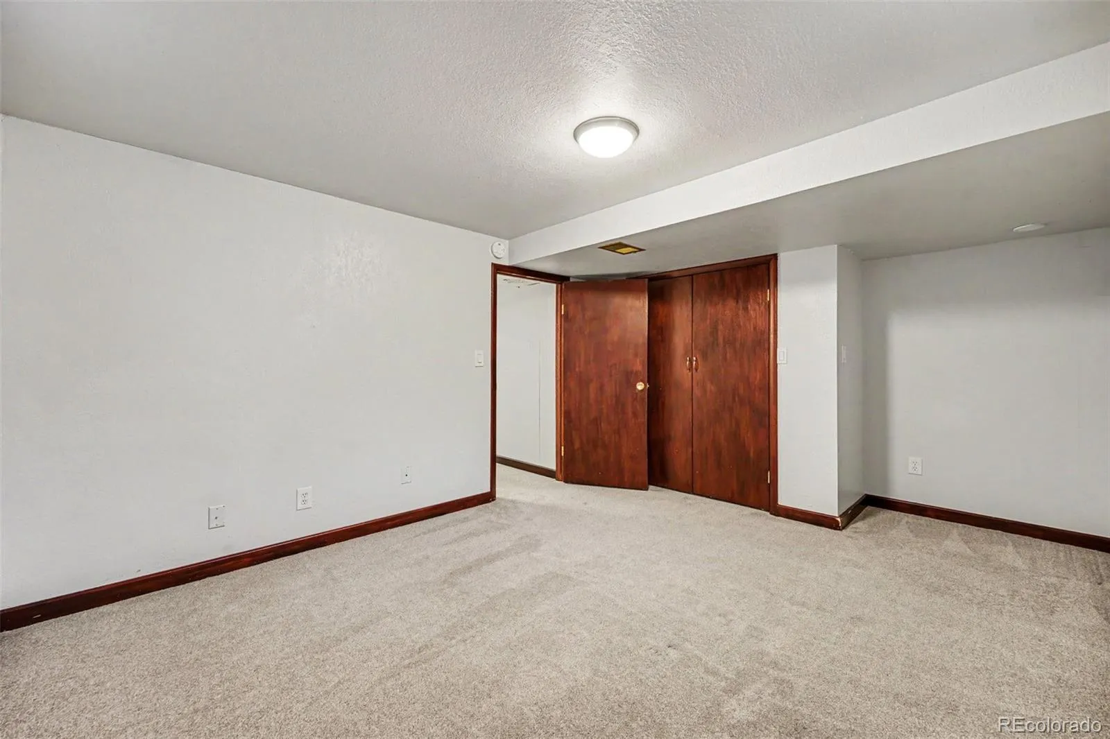 6134 Queen Court Arvada CO 80004 MLS #REC3169371 05102026141926 1600 21