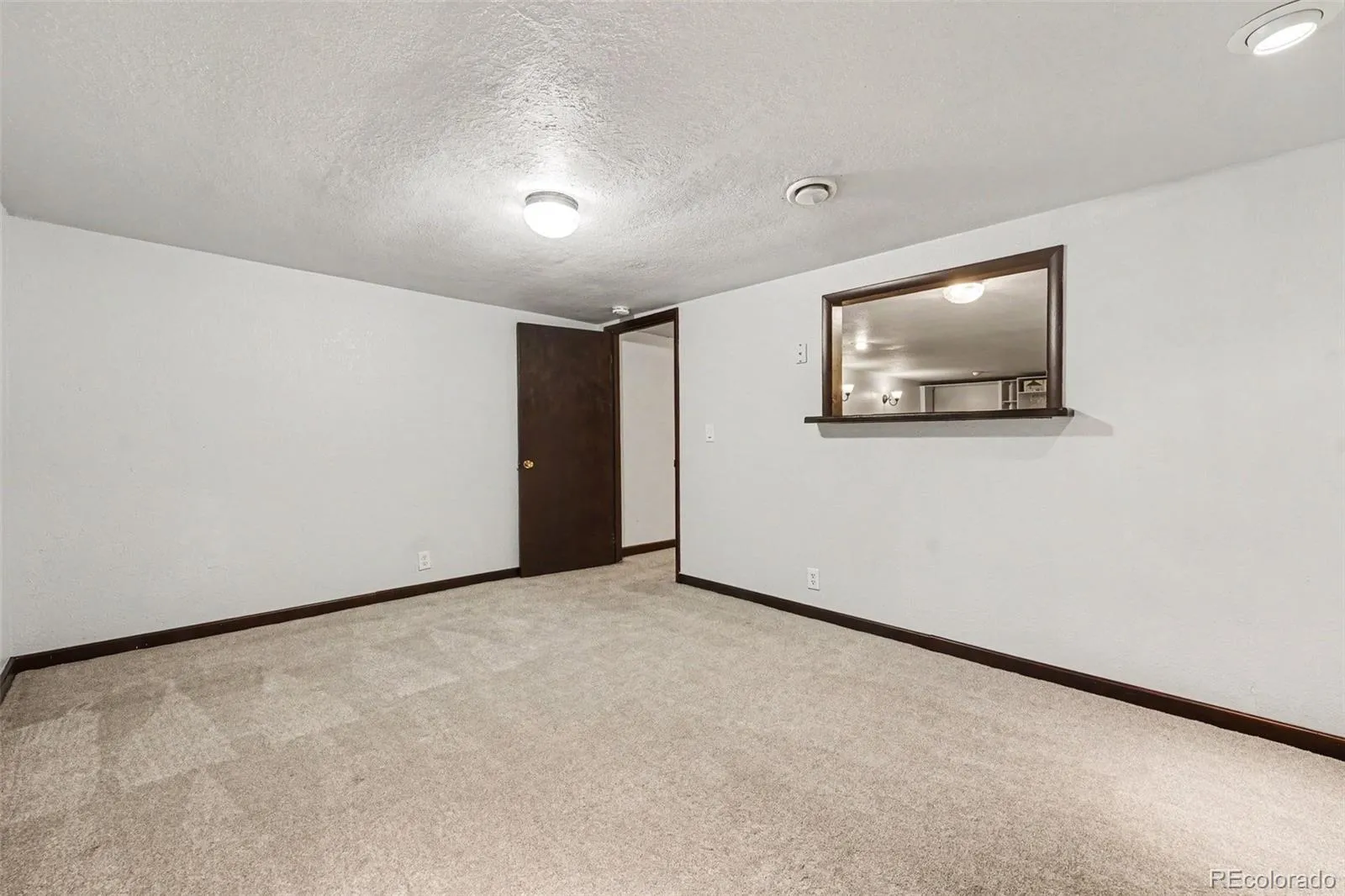 6134 Queen Court Arvada CO 80004 MLS #REC3169371 05102026141926 1600 24