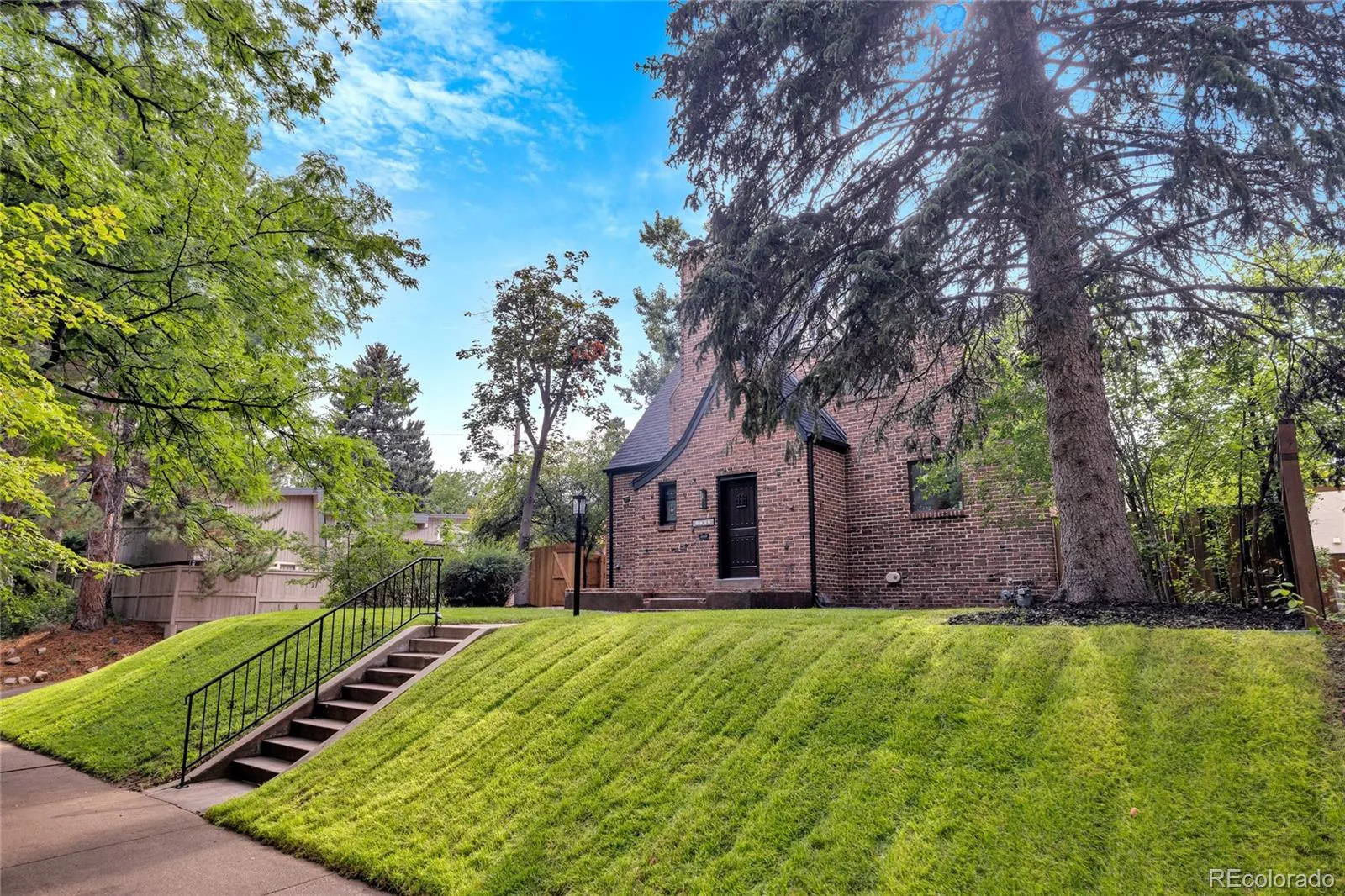 1725 Forest Street Parkway Denver CO 80220 | MLS #REC3171161 08172026231052 1600 44
