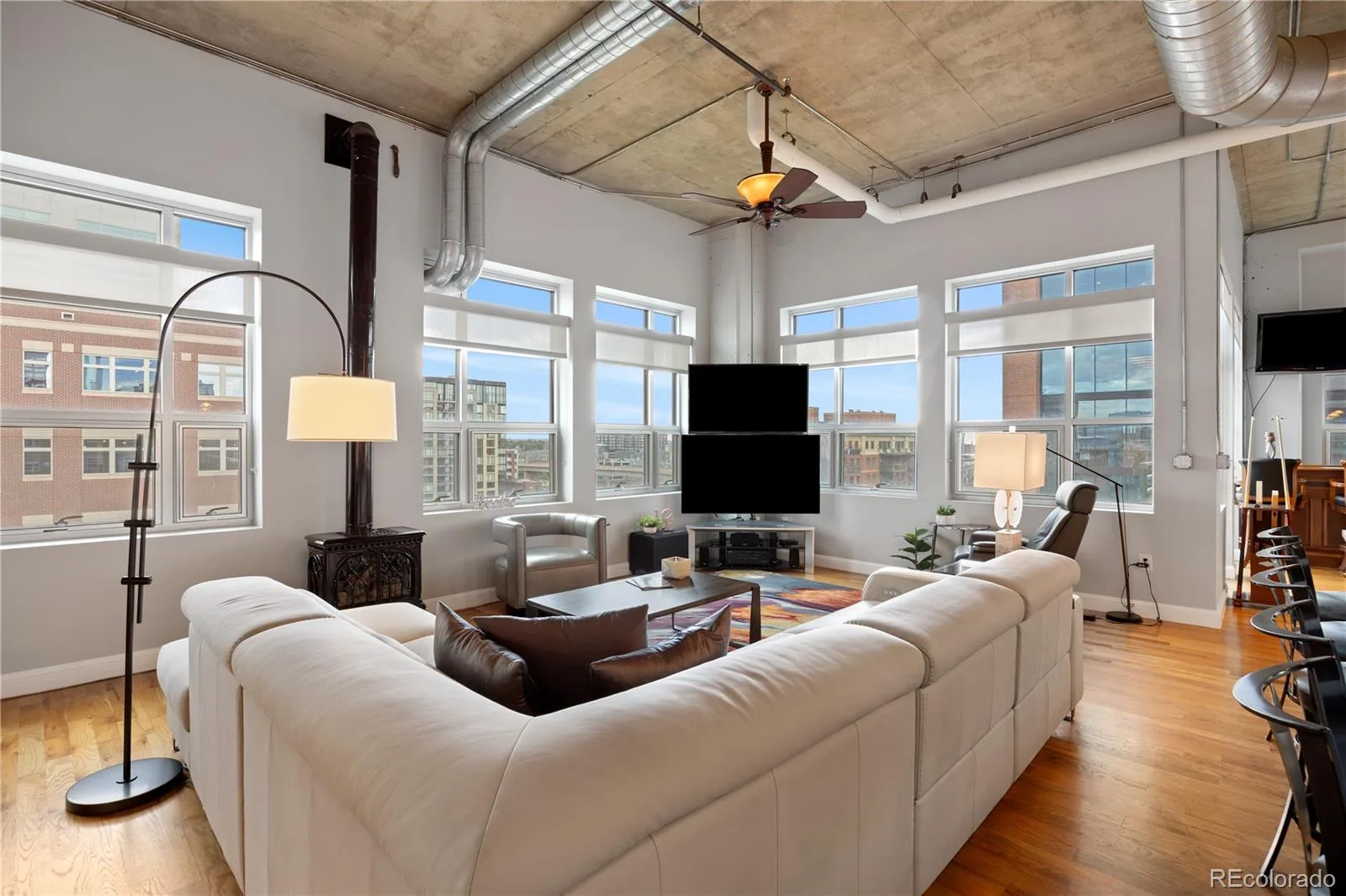 1890 Wynkoop Street #801 Denver CO 80202 | MLS #REC3171763 10012026165543 1600 10