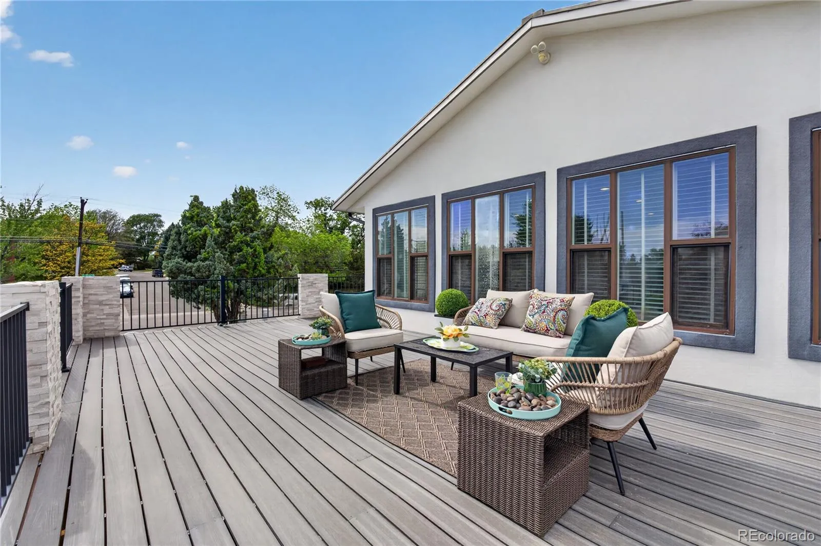 2390 S Holly Street Denver CO 80222 MLS #REC3173038 05212026183919 1600 25