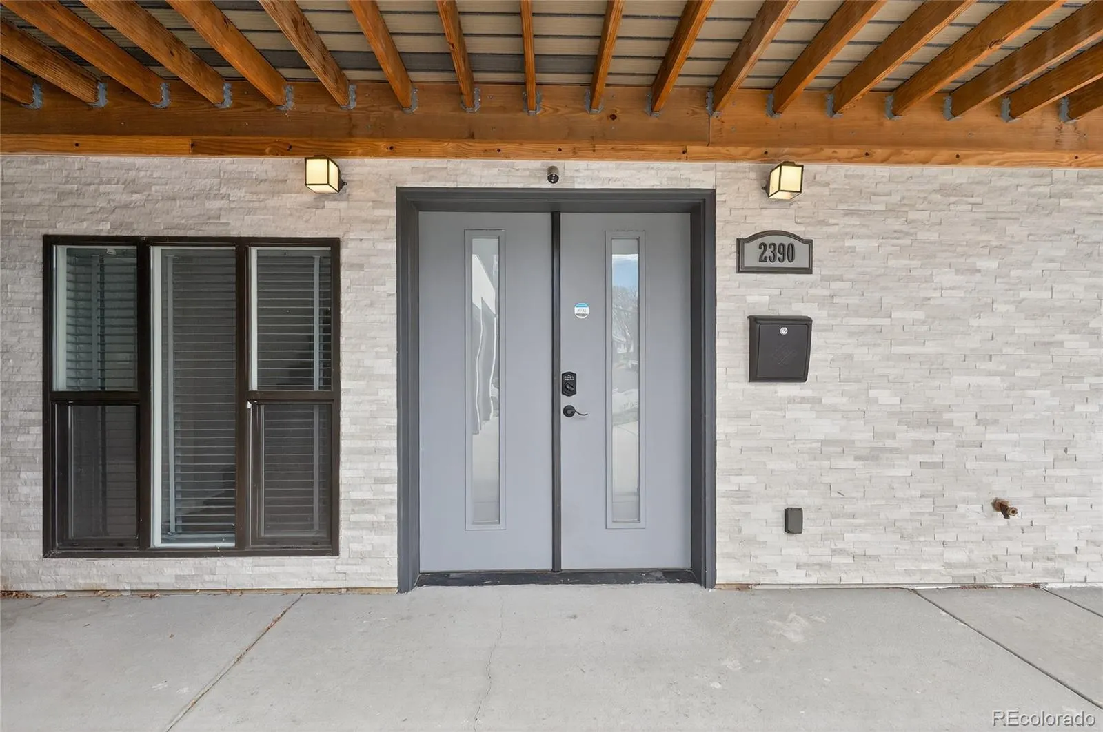 2390 S Holly Street Denver CO 80222 MLS #REC3173038 05212026183919 1600 32