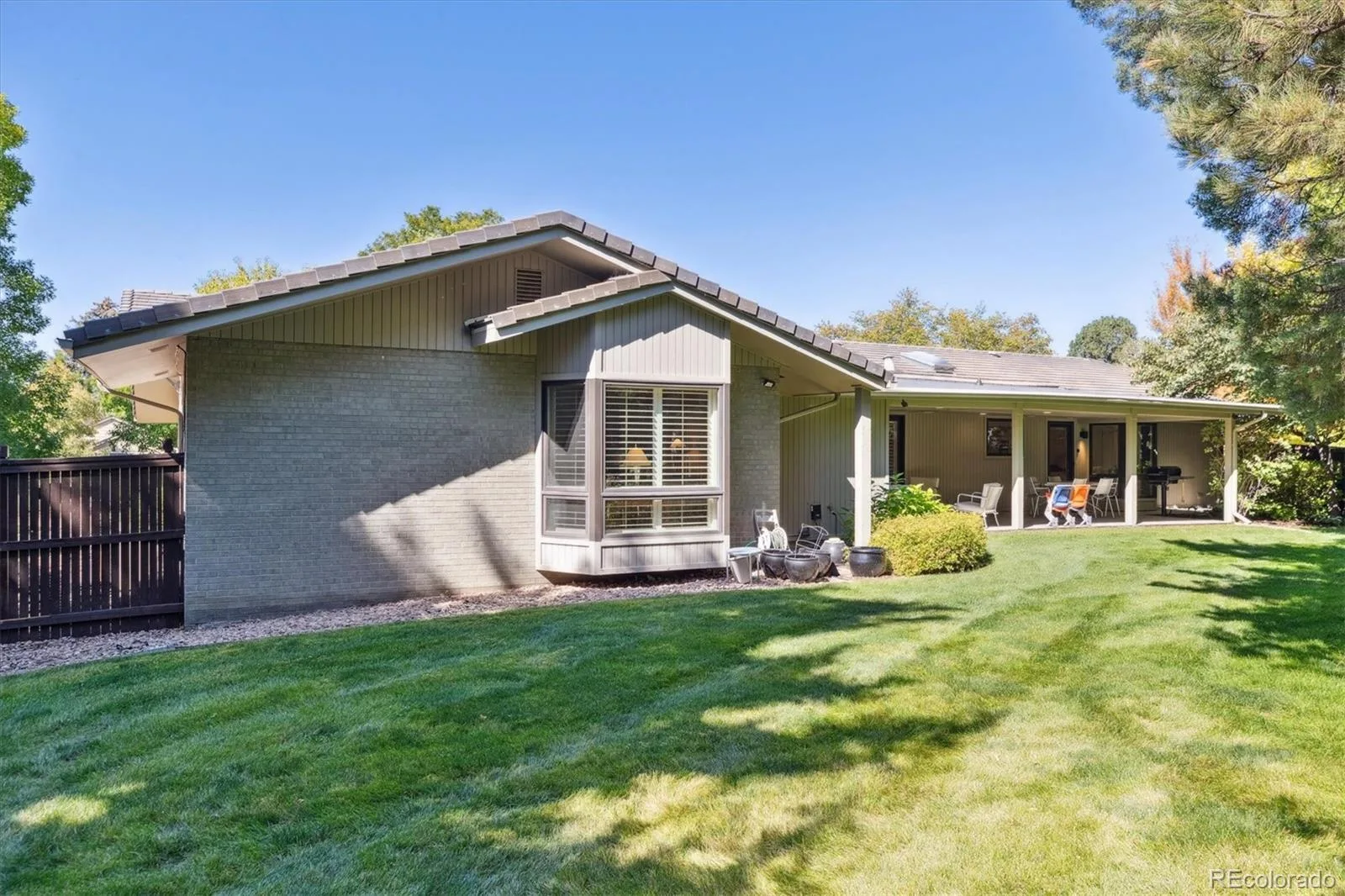 4010 S Holly Street Cherry Hills Village CO 80111 MLS #REC3174346 06092026005147 1600 43