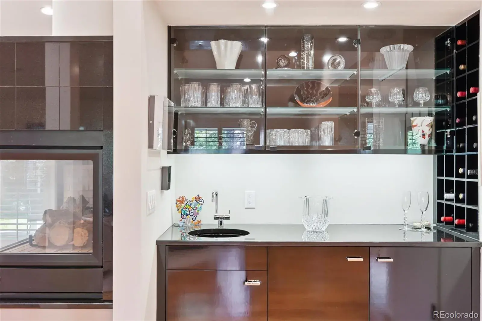 10032025043225 1600 12