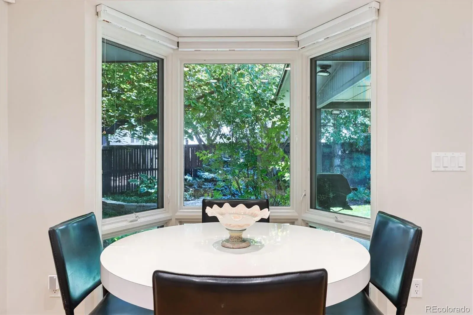 10032025043225 1600 19