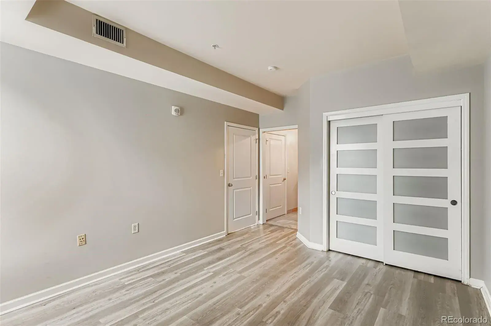 11052025205936 1600 19