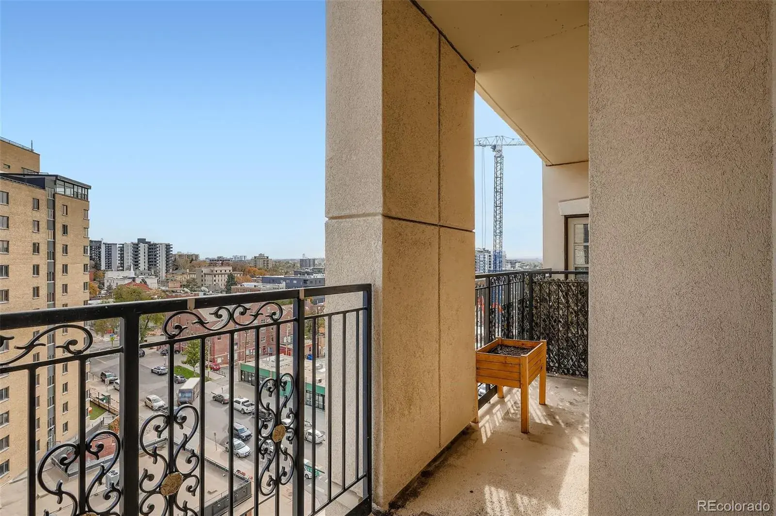 11052025205936 1600 28