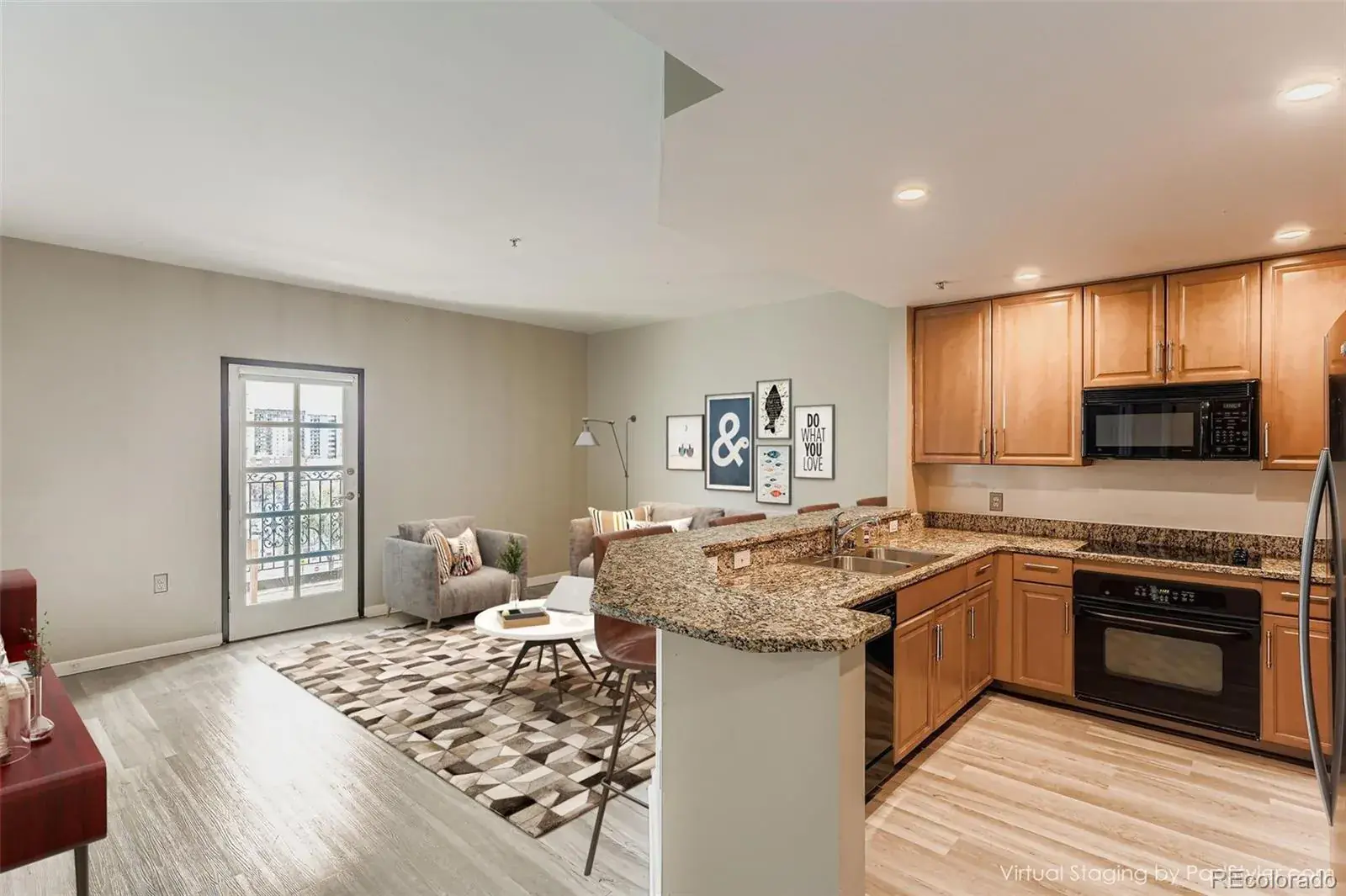 11052025205936 1600 4