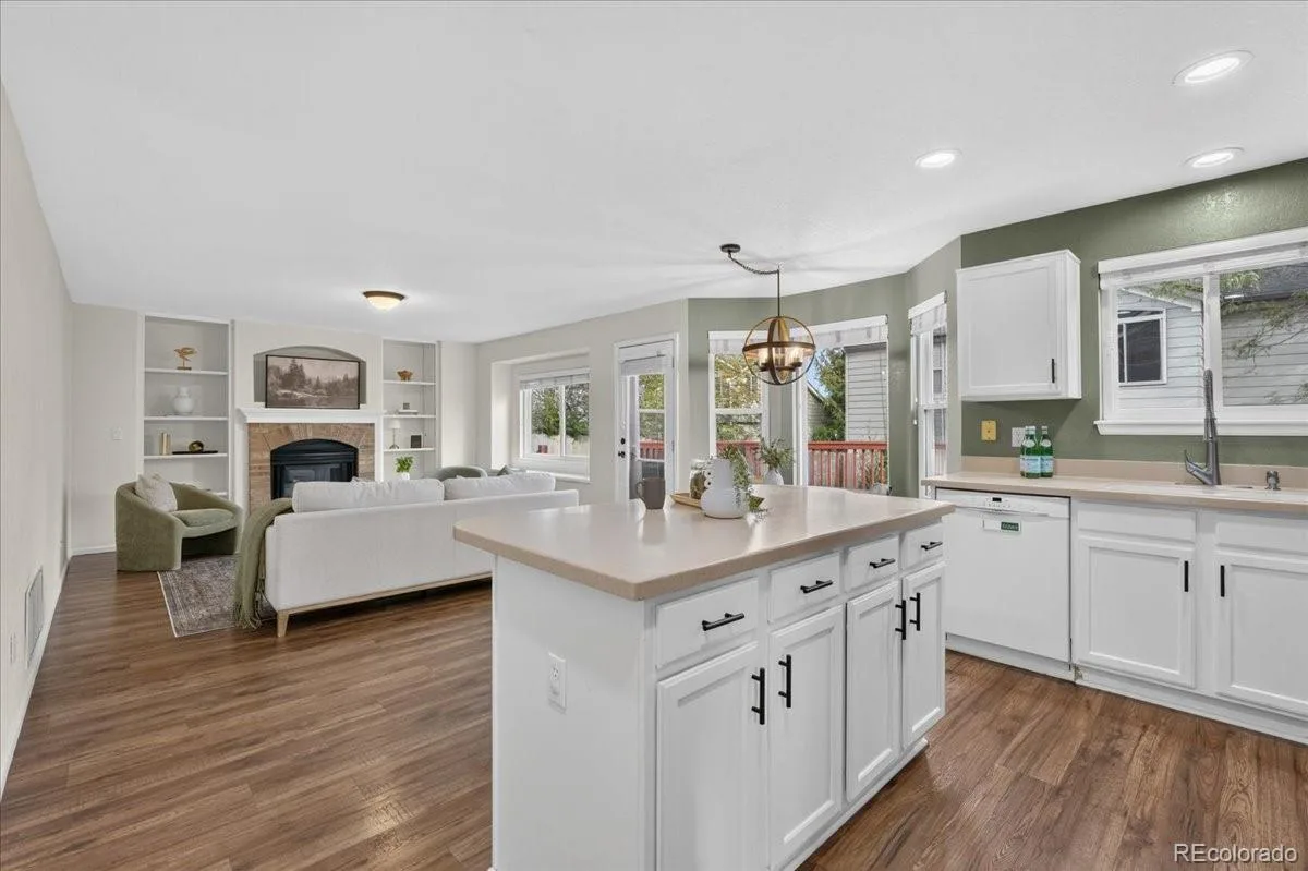 19951 E Red Fox Lane Centennial CO 80015 | MLS #REC3176780 09272026182155 1200 7