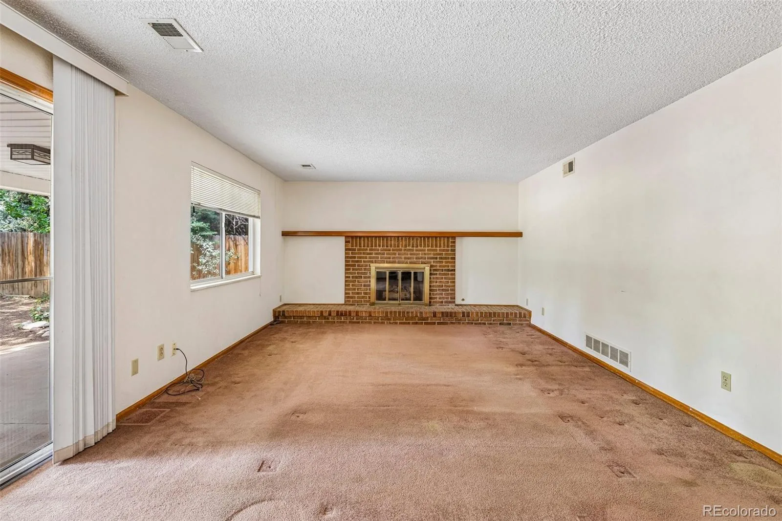 7521 S Downing Street Littleton CO 80122 MLS #REC3177404 07092026023857 1600 11