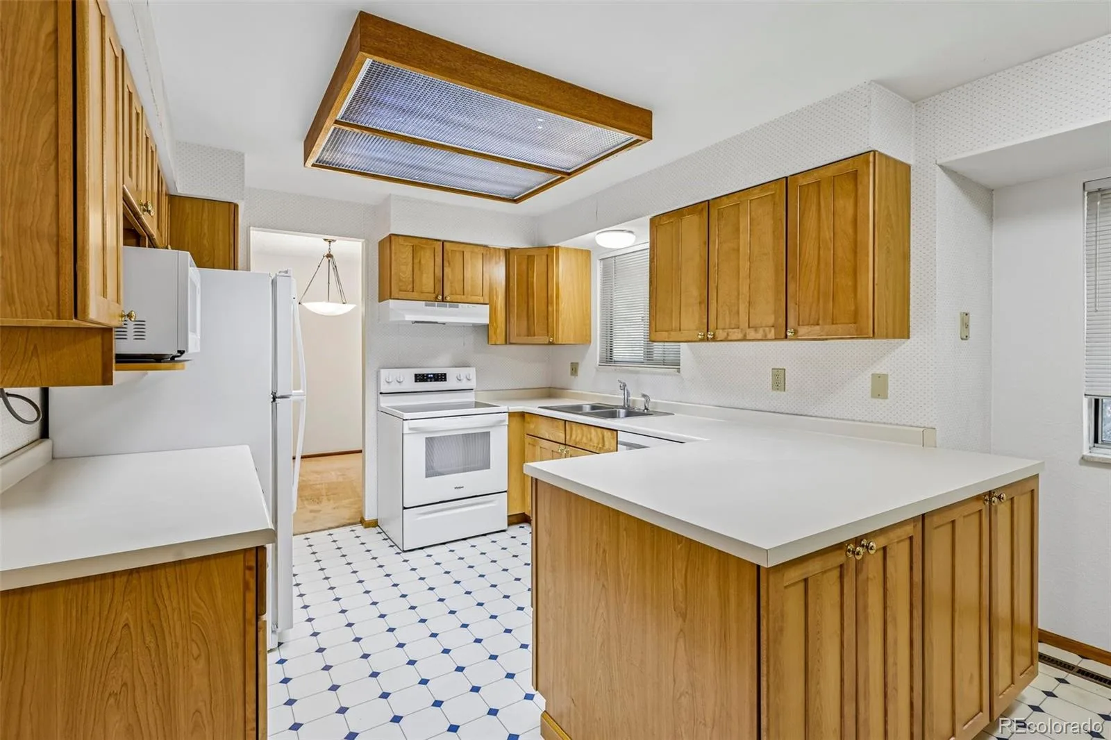 7521 S Downing Street Littleton CO 80122 MLS #REC3177404 07092026023857 1600 14