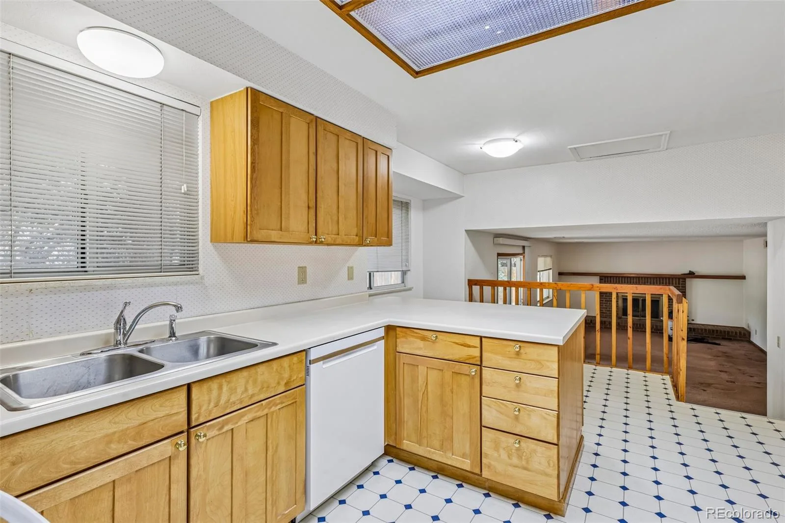 7521 S Downing Street Littleton CO 80122 MLS #REC3177404 07092026023857 1600 15