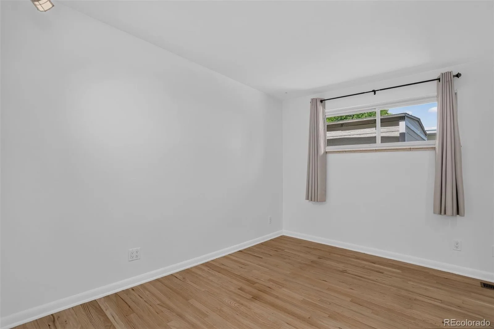 6066 Dover Street Arvada CO 80004 | MLS #REC3178209 07272026113332 1600 28