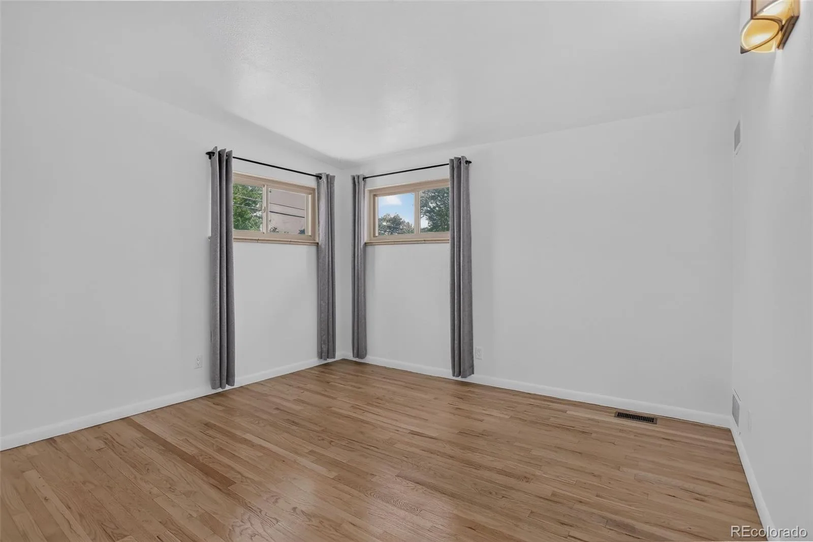 6066 Dover Street Arvada CO 80004 | MLS #REC3178209 07272026113332 1600 34