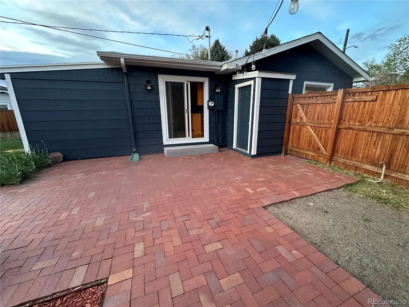 04182026011448 1600 12