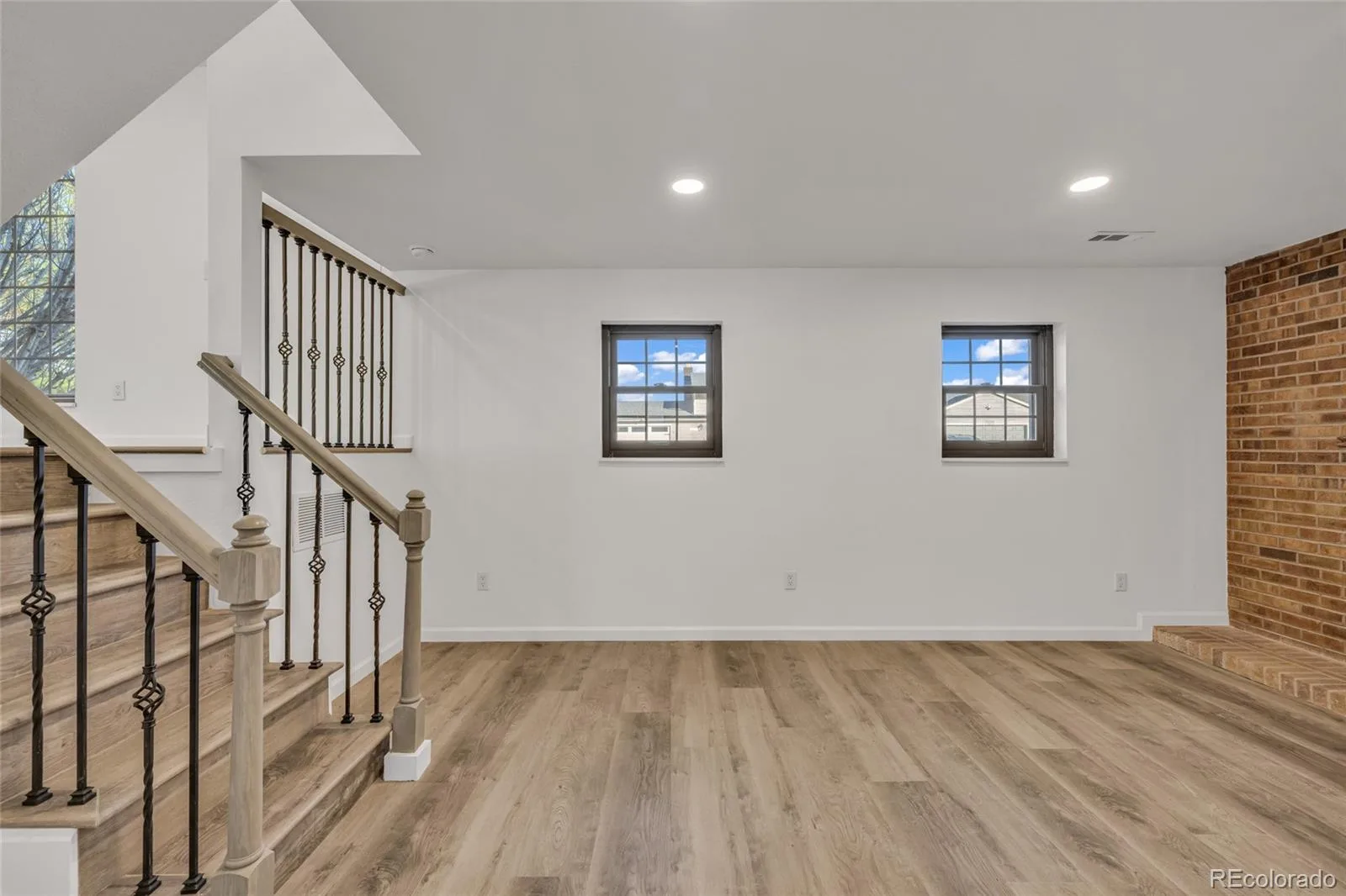 9409 Brentwood Street Broomfield CO 80021 MLS #REC3179628 06092026160901 1600 14