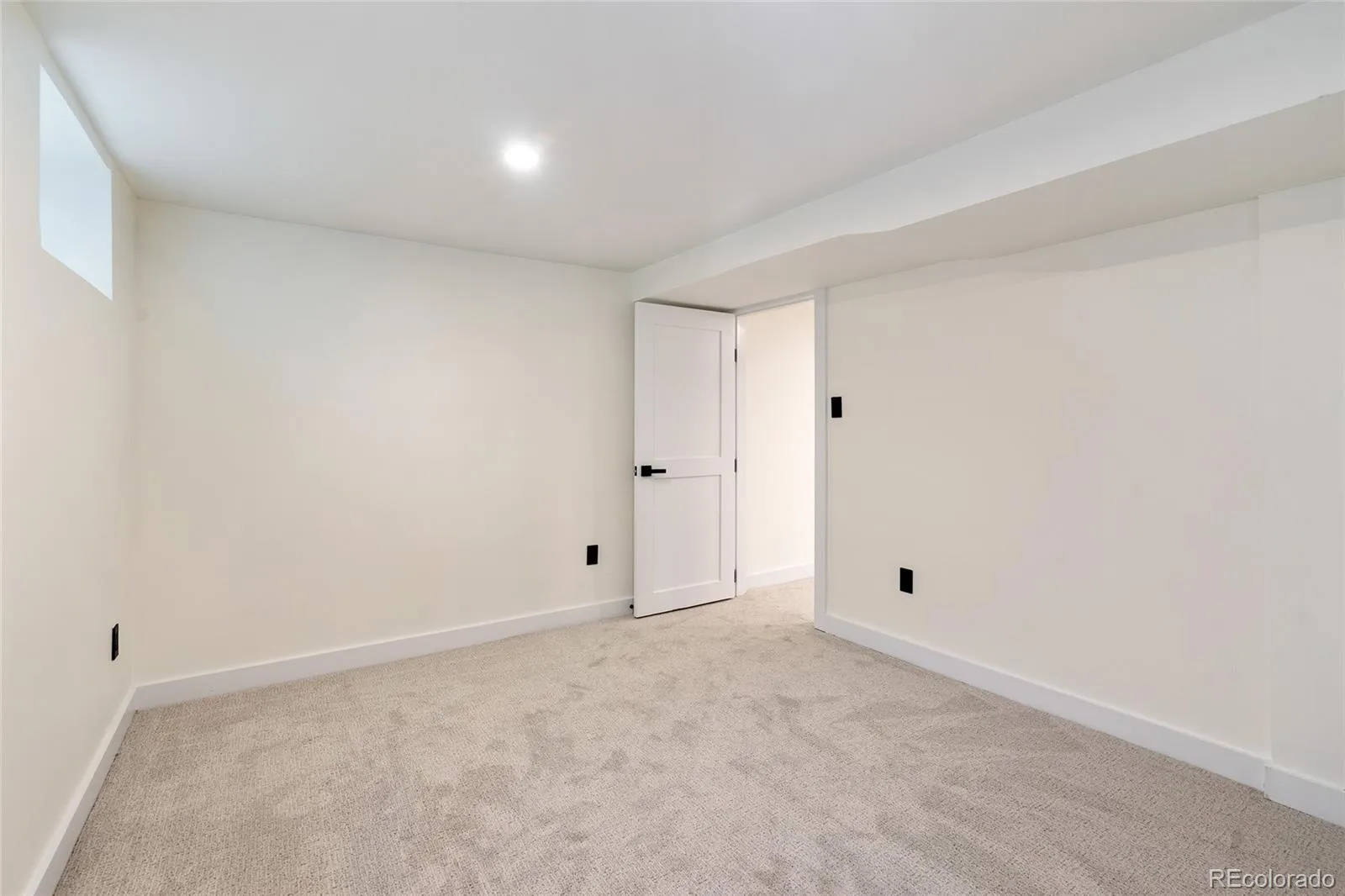3351 N Gaylord Street Denver CO 80205 MLS #REC3179754 04302026035502 1600 21