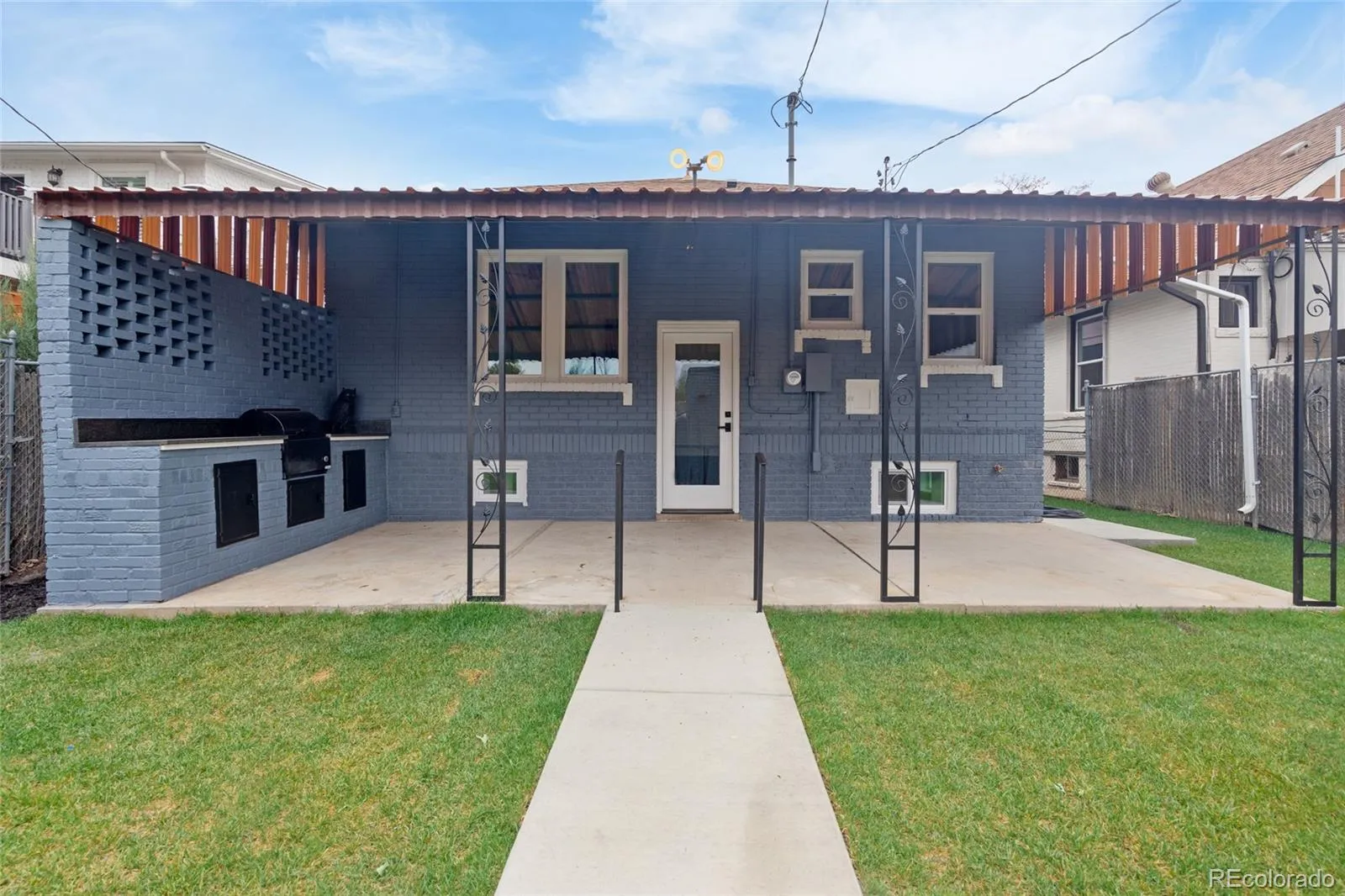 3351 N Gaylord Street Denver CO 80205 MLS #REC3179754 04302026035502 1600 26