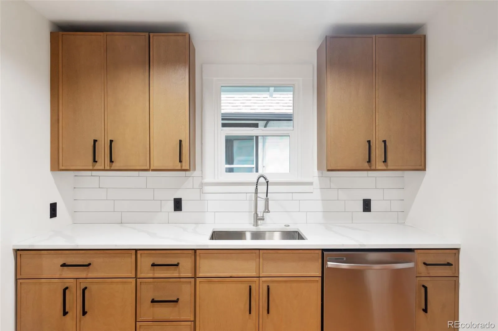 3351 N Gaylord Street Denver CO 80205 MLS #REC3179754 04302026035502 1600 8