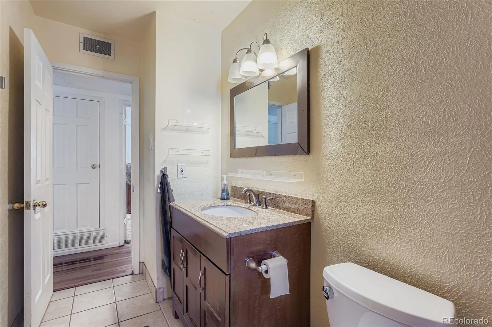 1072 Racine Street Aurora CO 80011 MLS #REC3182183 06162026215639 1600 9