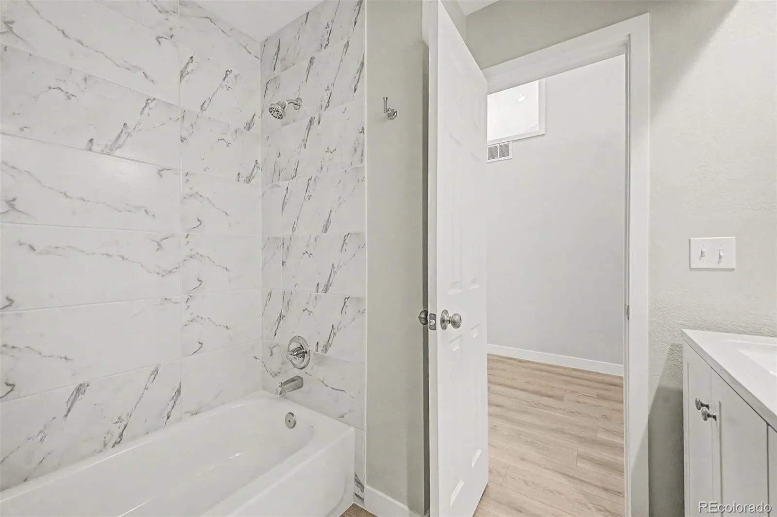 9400 E Iliff Avenue #414 Denver CO 80231 | MLS #REC3184217 07282026174304 1600 21