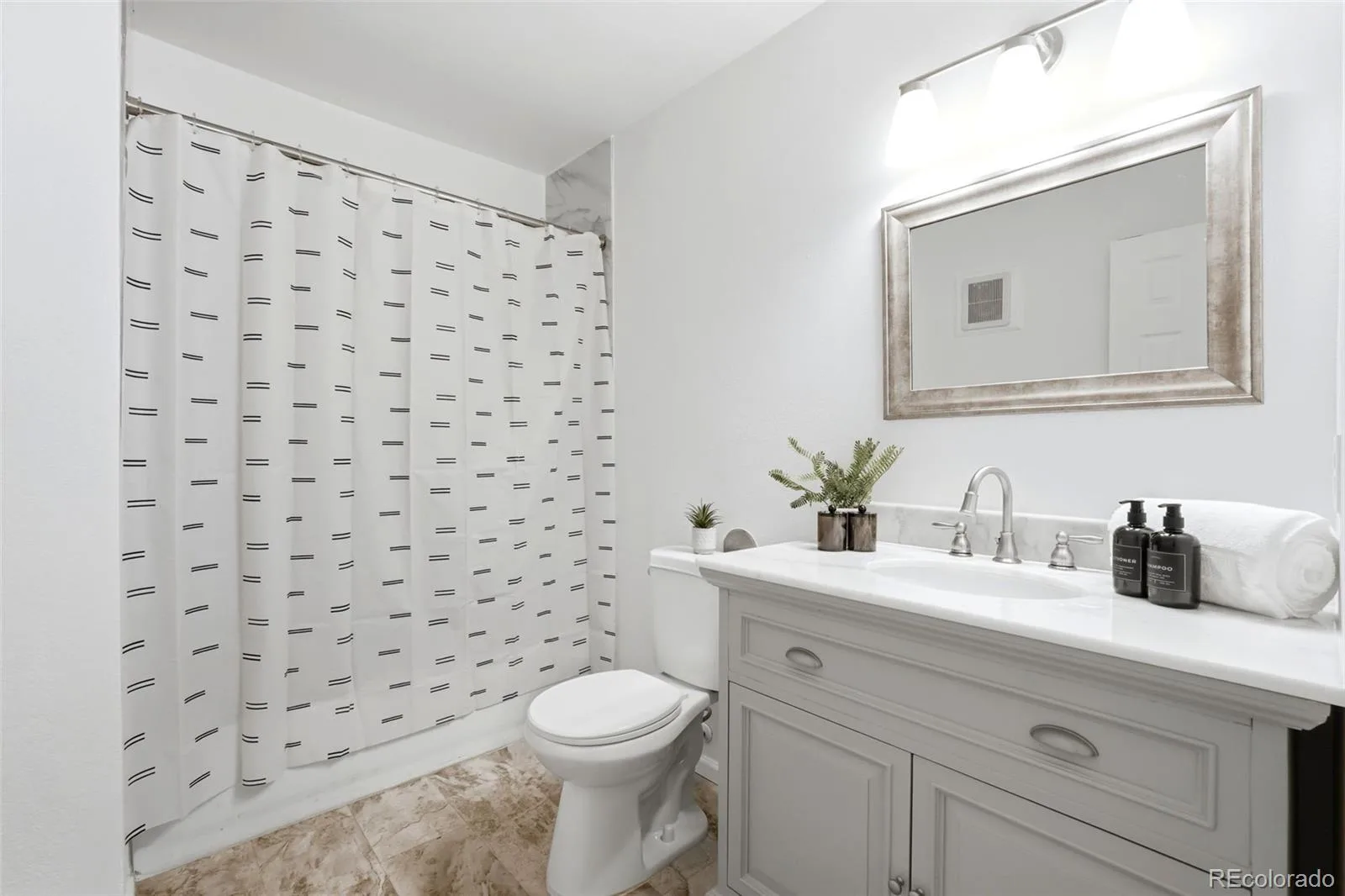 3295 S Ammons Street #108 Lakewood CO 80227 | MLS #REC3184722 08272026193905 1600 19