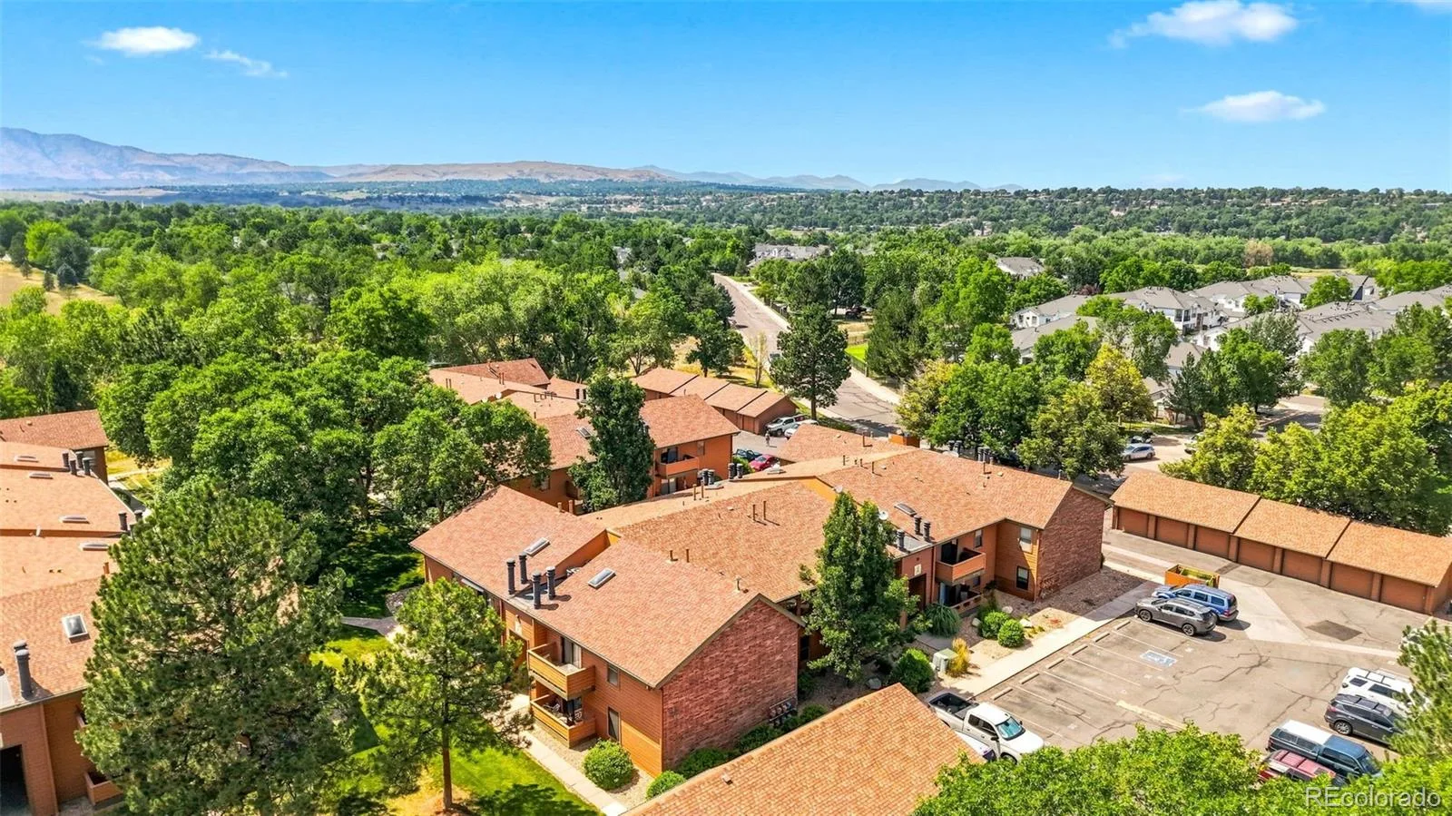 3295 S Ammons Street #108 Lakewood CO 80227 | MLS #REC3184722 08272026193905 1600 33