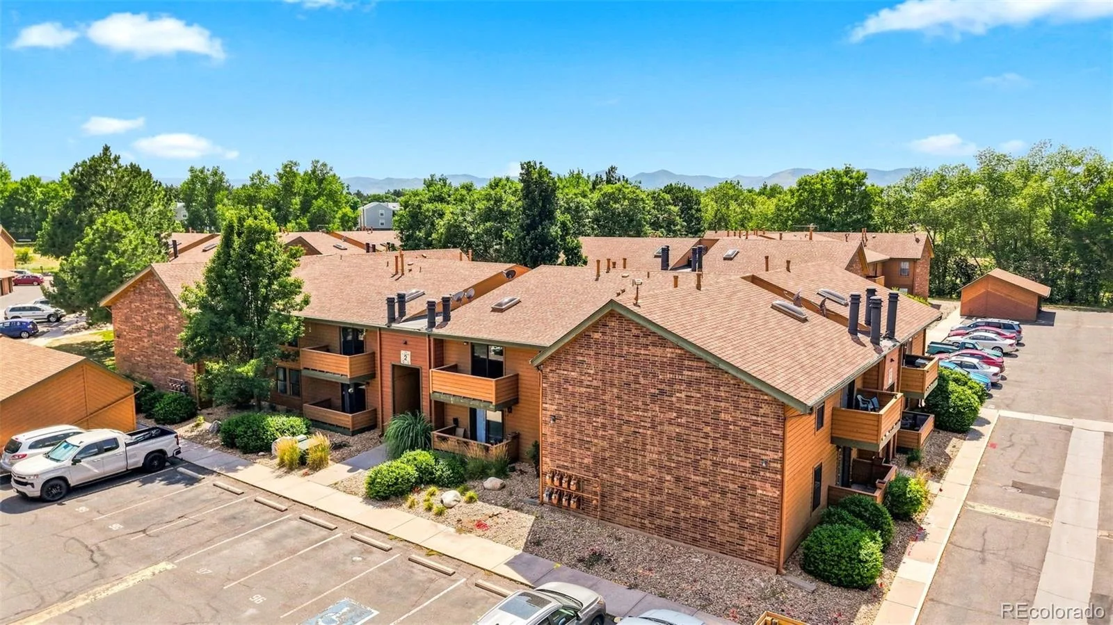 3295 S Ammons Street #108 Lakewood CO 80227 | MLS #REC3184722 08272026193905 1600 34
