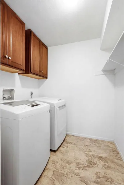 3295 S Ammons Street #108 Lakewood CO 80227 | MLS #REC3184722 08272026193905 800 26