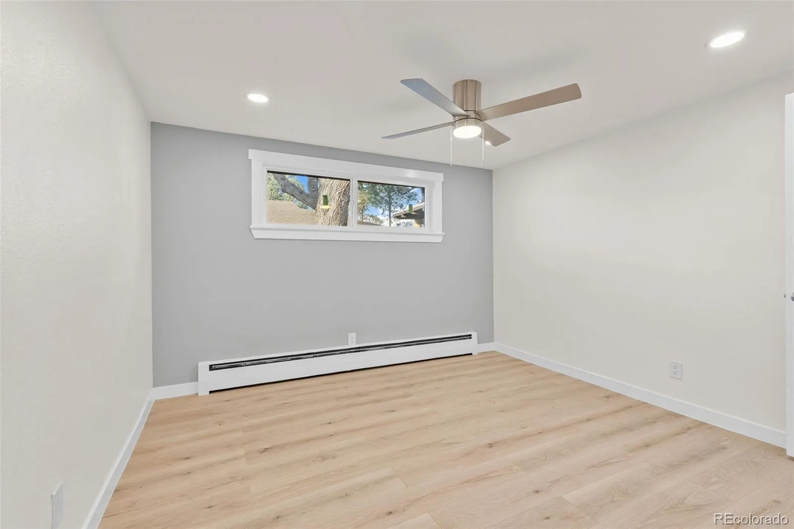 6504 W 14th Avenue Lakewood CO 80214 MLS #REC3184935 04292026021729 1600 20