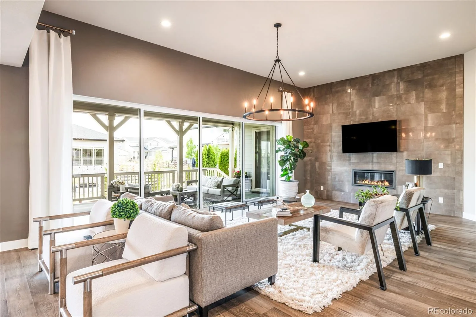27681 E Lakeview Drive Aurora CO 80016 MLS #REC3184950 06092026154048 1600 12