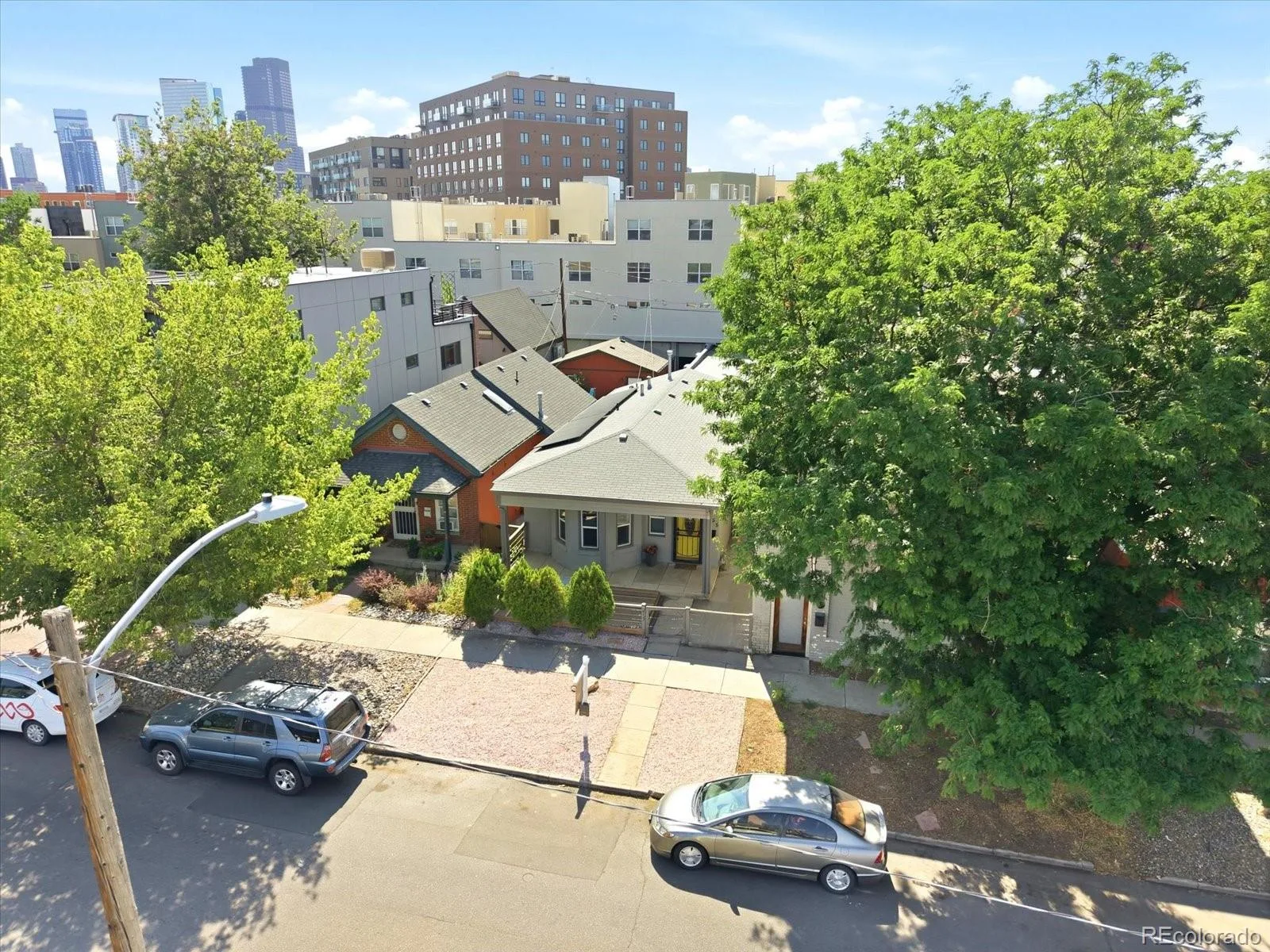 2555 N Clarkson Street Denver CO 80205 | MLS #REC3185624 07282026214305 1600 32