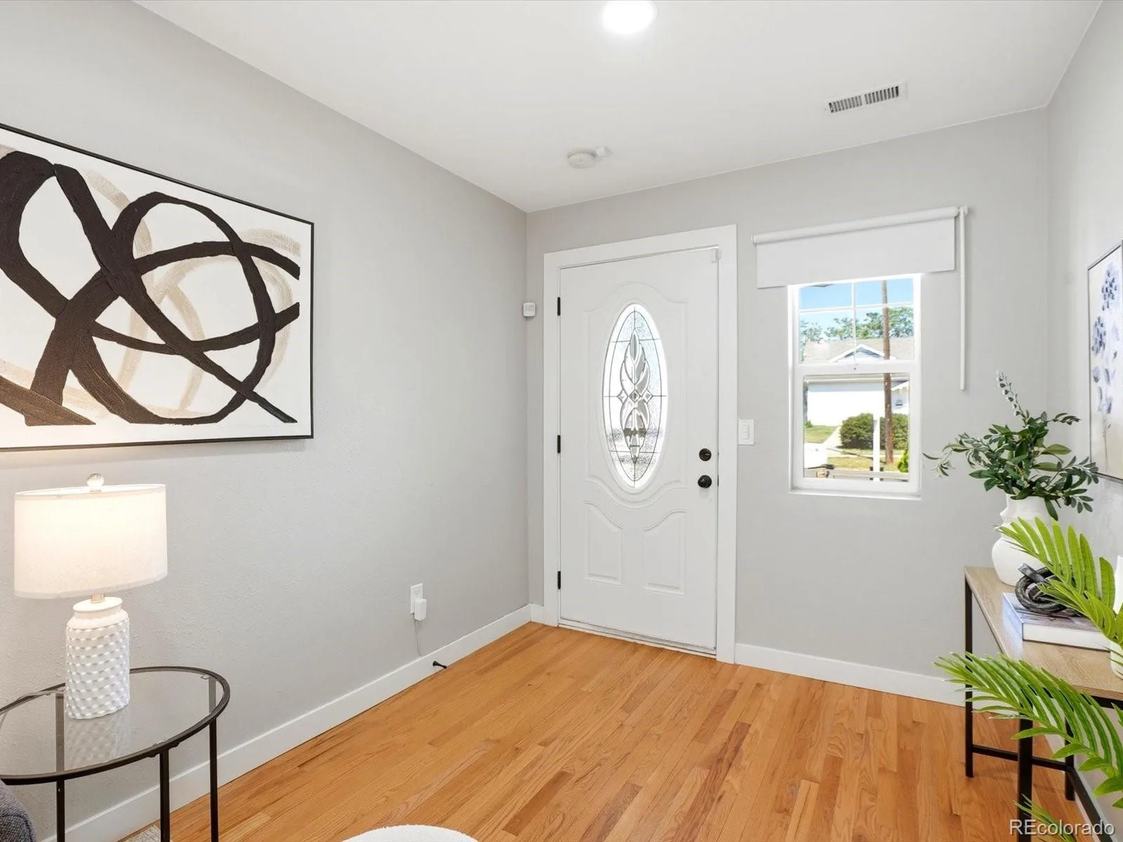 2555 N Clarkson Street Denver CO 80205 | MLS #REC3185624 07282026214305 1600 4