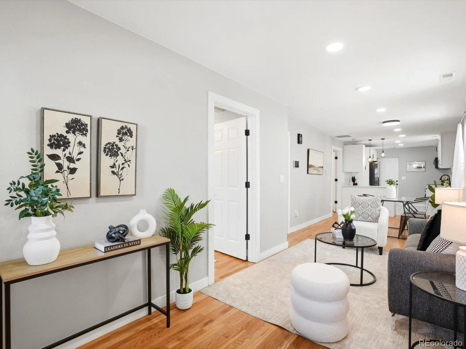 2555 N Clarkson Street Denver CO 80205 | MLS #REC3185624 07282026214305 1600 5