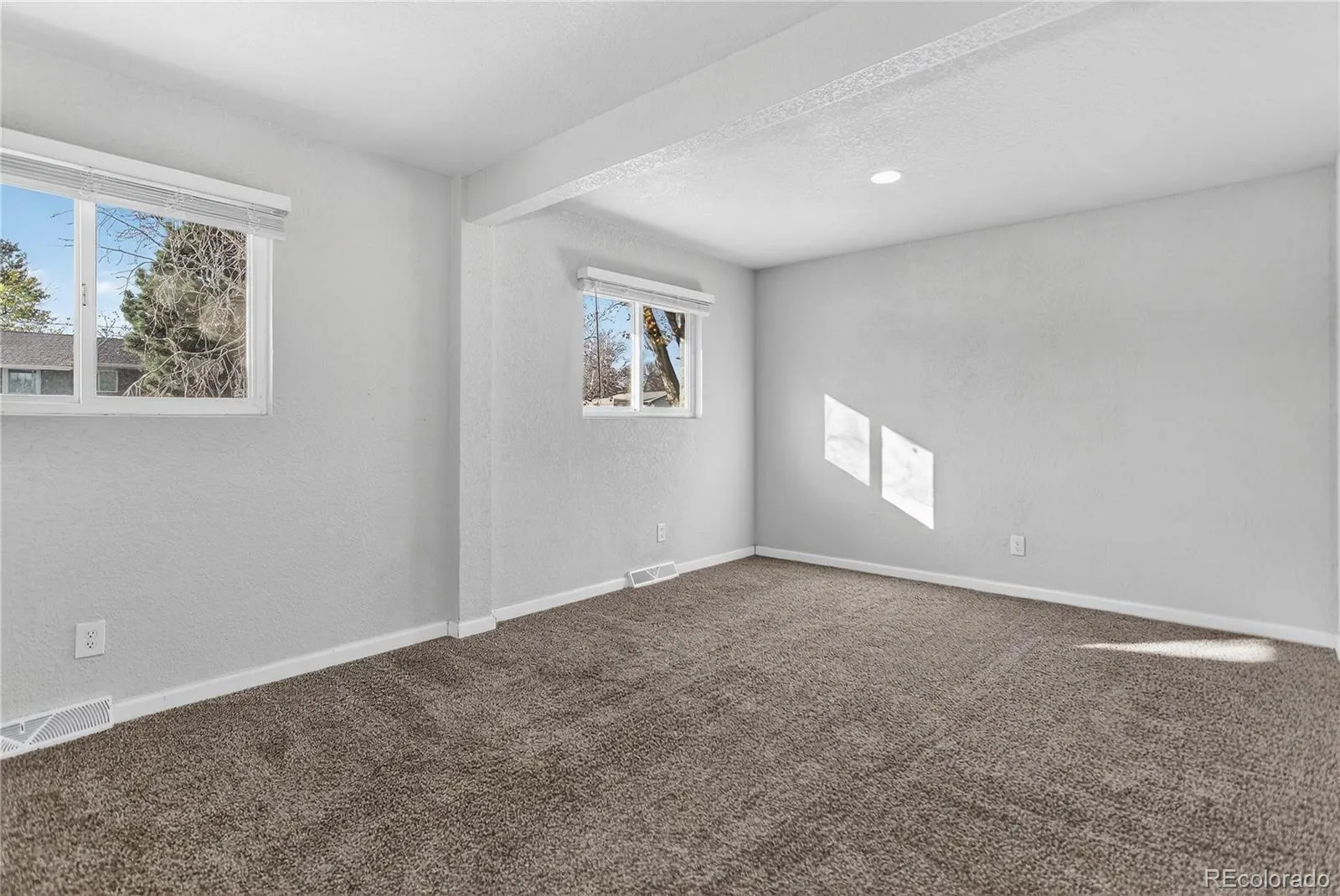 04092026125146 1600 12