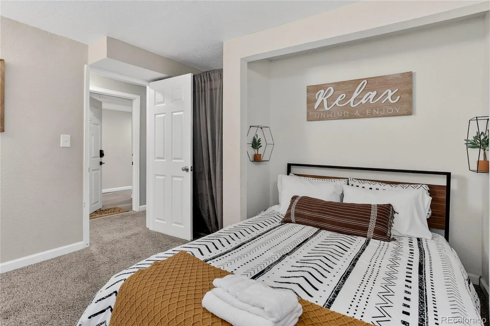 04092026125146 1600 23