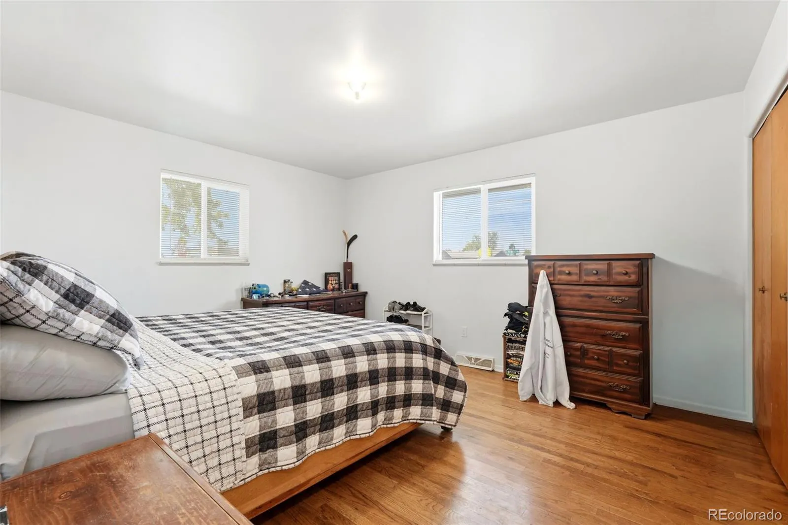 4280 W Virginia Avenue Denver CO 80219 MLS #REC3189897 05142026134711 1600 22