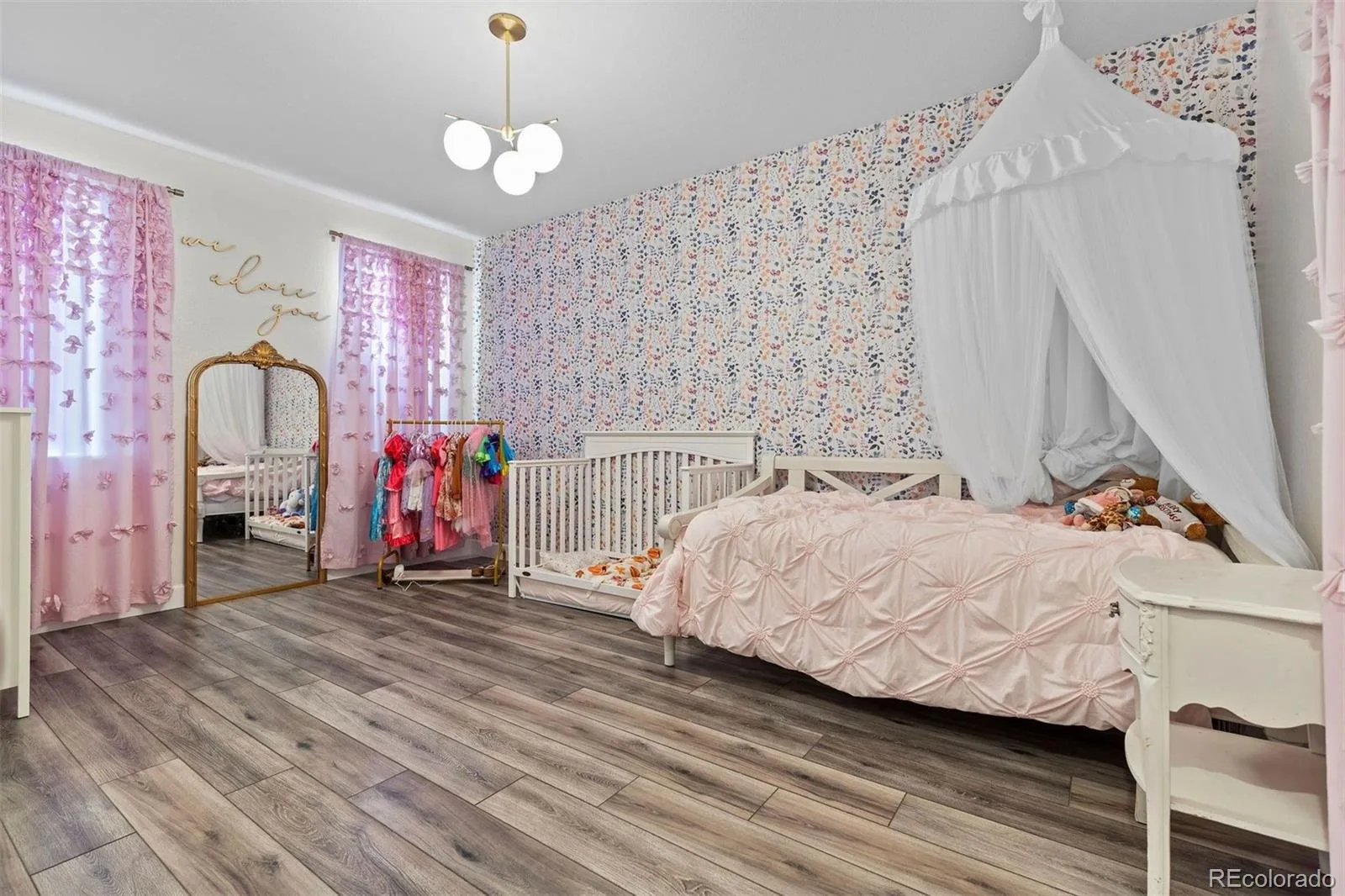 25270 E Nova Place Aurora CO 80016 | MLS #REC3199579 10152026192412 1600 24
