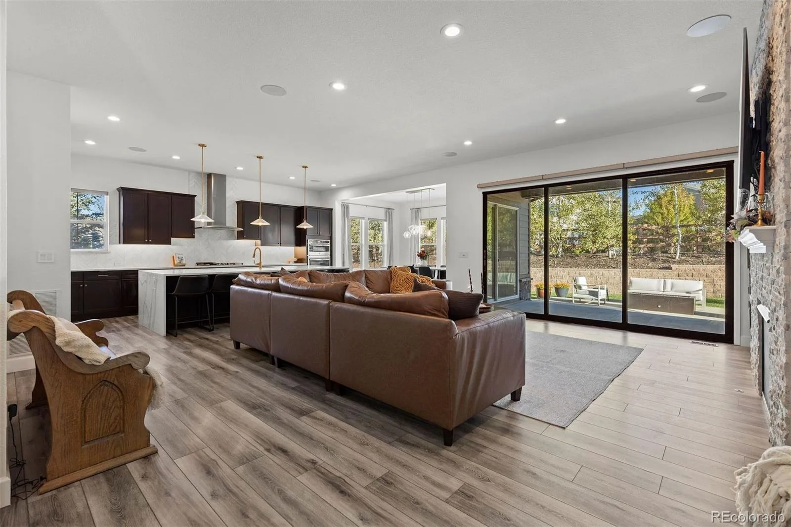 25270 E Nova Place Aurora CO 80016 | MLS #REC3199579 10152026192412 1600 3