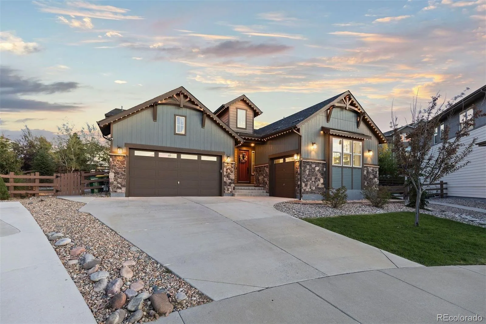 25270 E Nova Place Aurora CO 80016 | MLS #REC3199579 10152026192412 1600 48