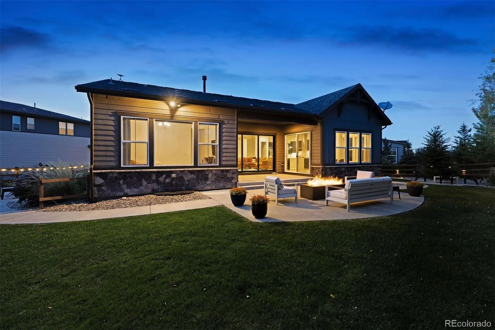 25270 E Nova Place Aurora CO 80016 | MLS #REC3199579 10152026192412 1600 5