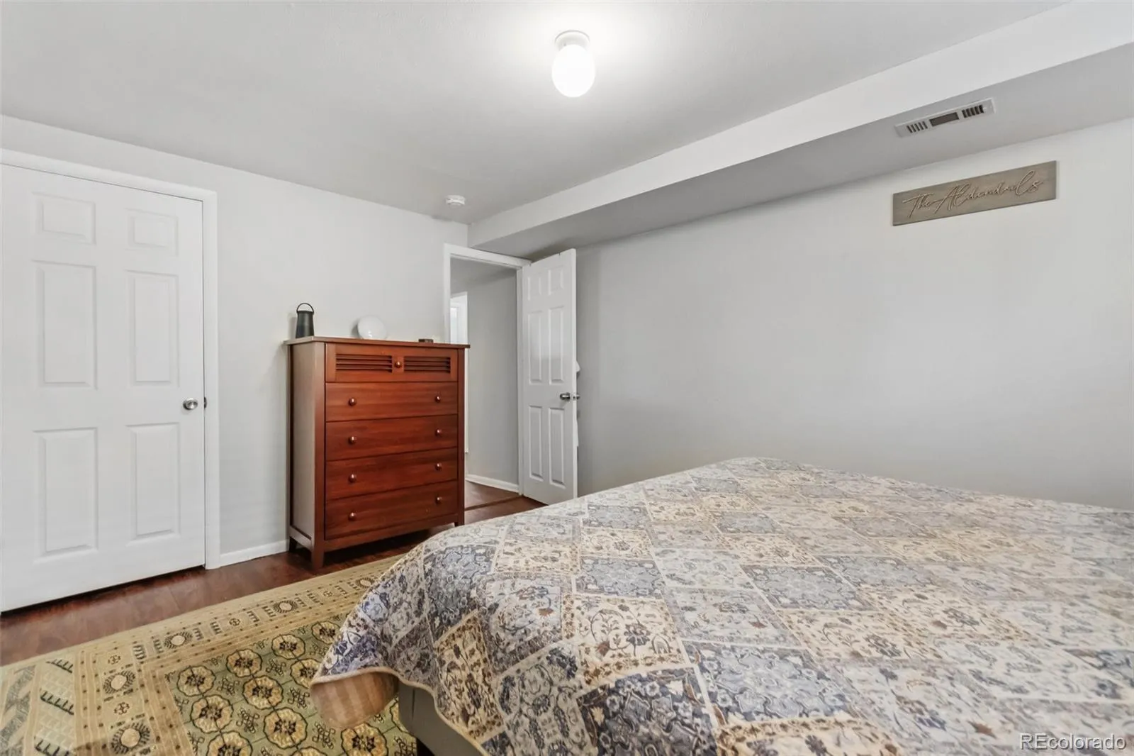 13436 Fitzsimons Way Aurora CO 80011 MLS #REC3199899 05012026023154 1600 34