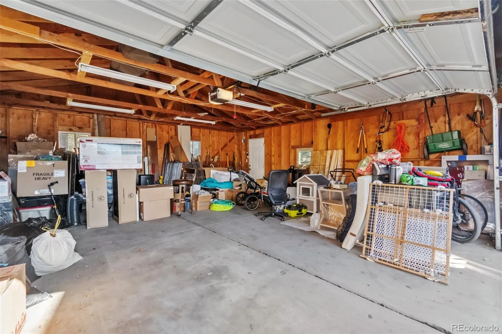 13436 Fitzsimons Way Aurora CO 80011 MLS #REC3199899 05012026023154 1600 37